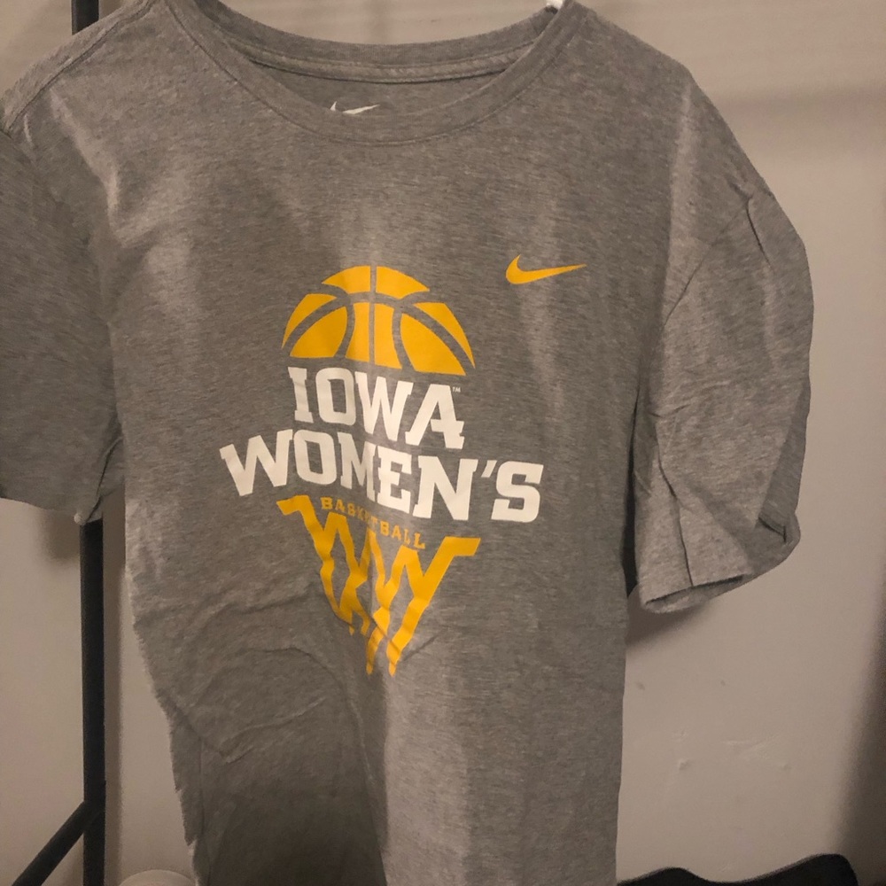 Nike Iowa women’s basketball shirt